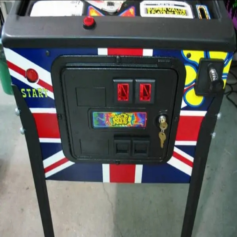 Austin Powers Pinball Machine